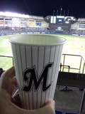 QVCマリンフィールドの紙コップ